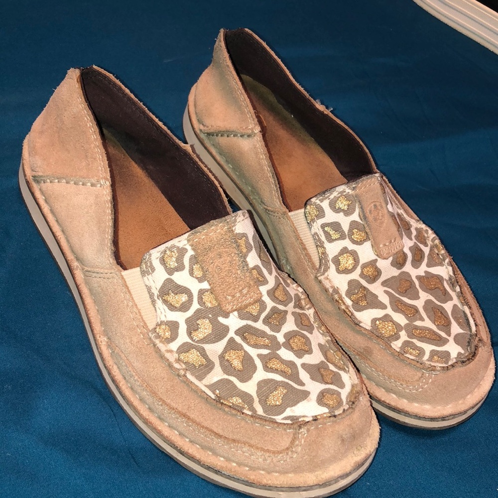Ariat Cruisers